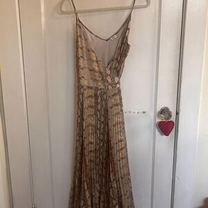 Aritzia Women's Cream Dress